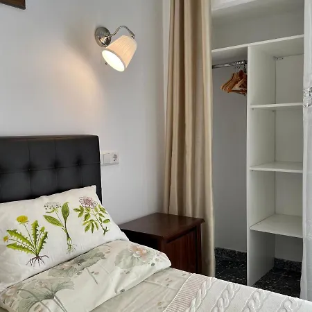 Papagayo Comodo, Bonito, Centrico * Calpe