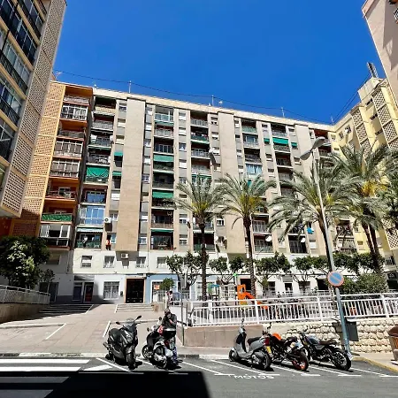 Papagayo Comodo, Bonito, Centrico Calpe