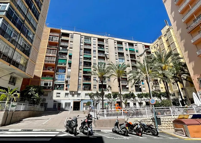 Papagayo Cómodo, Bonito, Céntrico Calpe